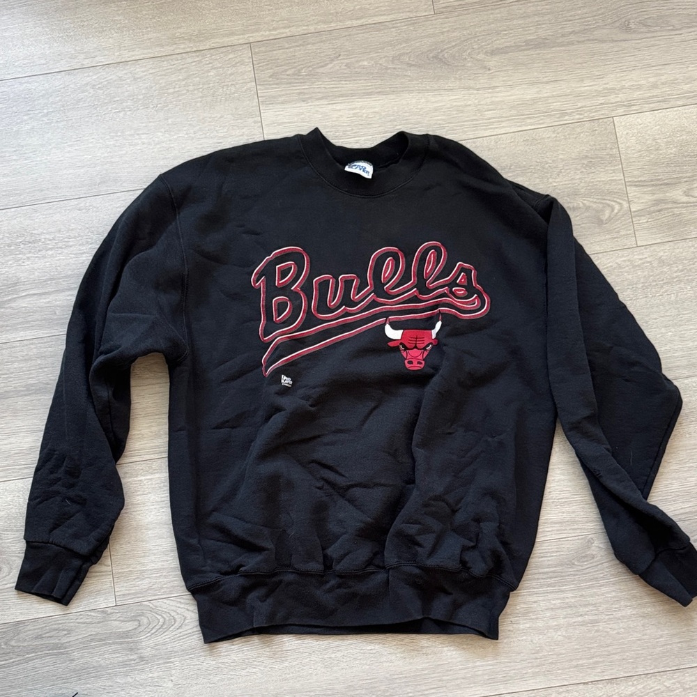 Chicago Bulls Vintage 90s Pro Player Black Bulls Crewneck Sweater